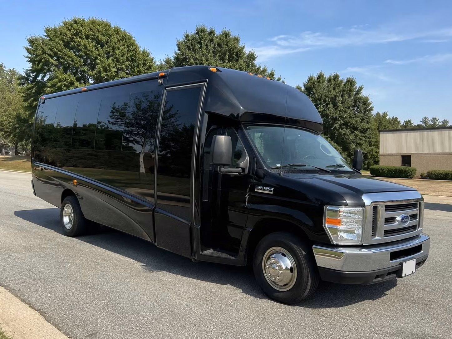 15 passenger minibus